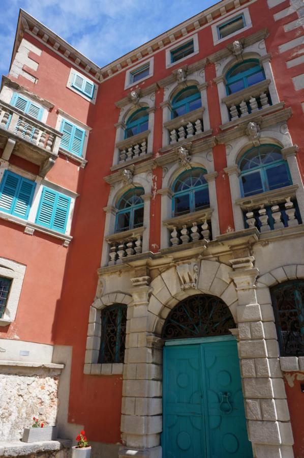 Apartment Layla - Intermezzo With Sea View In Center Of Rabac Kültér fotó
