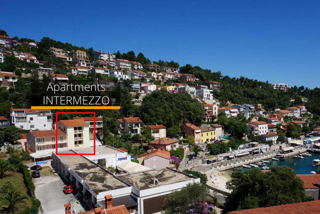 Apartment Layla - Intermezzo With Sea View In Center Of Rabac Kültér fotó