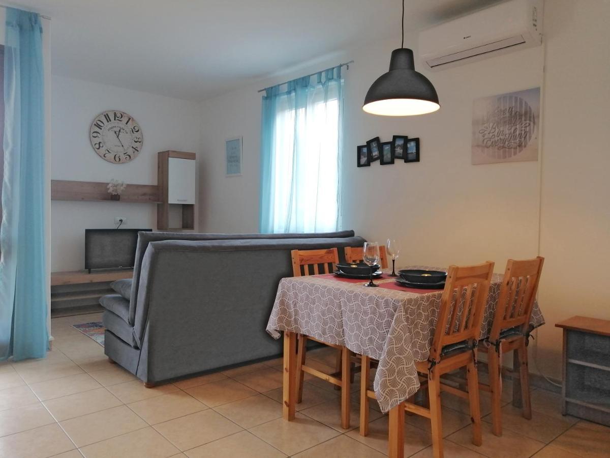Apartment Layla - Intermezzo With Sea View In Center Of Rabac Kültér fotó