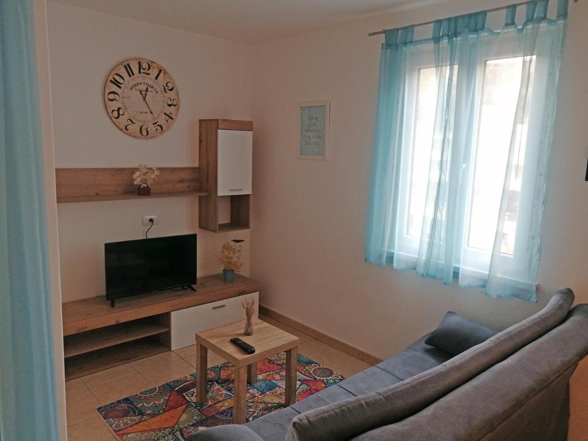 Apartment Layla - Intermezzo With Sea View In Center Of Rabac Kültér fotó