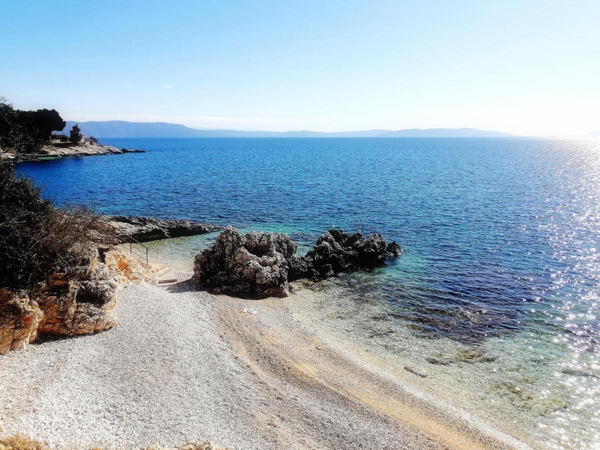 Apartment Layla - Intermezzo With Sea View In Center Of Rabac Kültér fotó