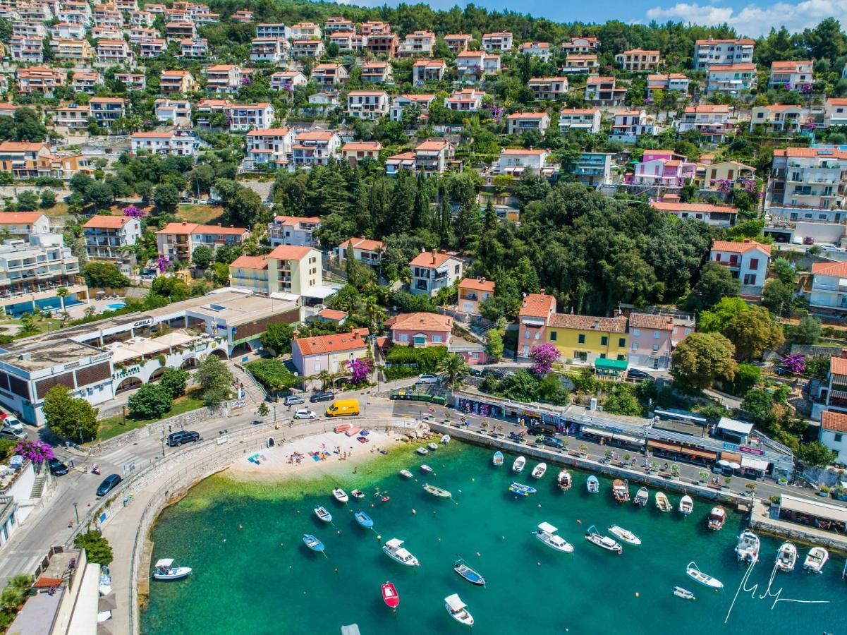 Apartment Layla - Intermezzo With Sea View In Center Of Rabac Kültér fotó