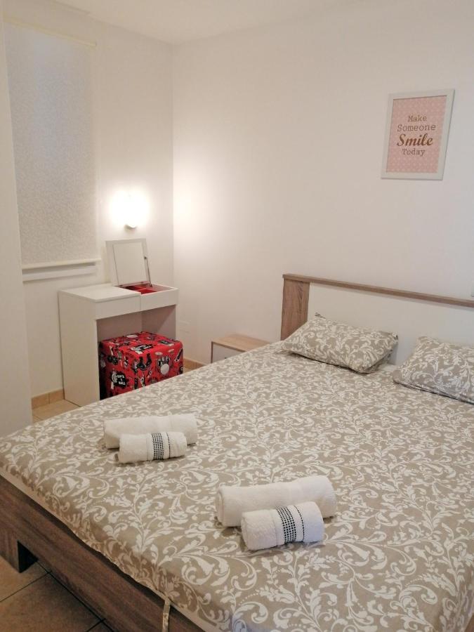 Apartment Layla - Intermezzo With Sea View In Center Of Rabac Kültér fotó