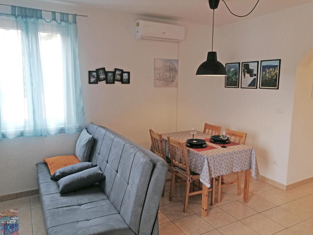 Apartment Layla - Intermezzo With Sea View In Center Of Rabac Kültér fotó